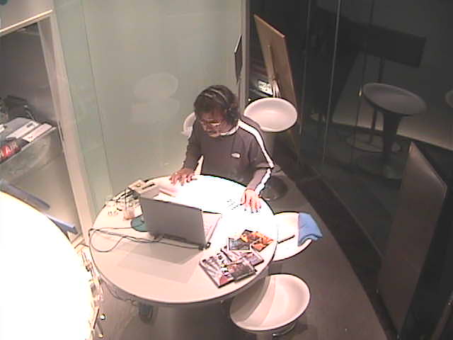 f0103057_2073154.jpg