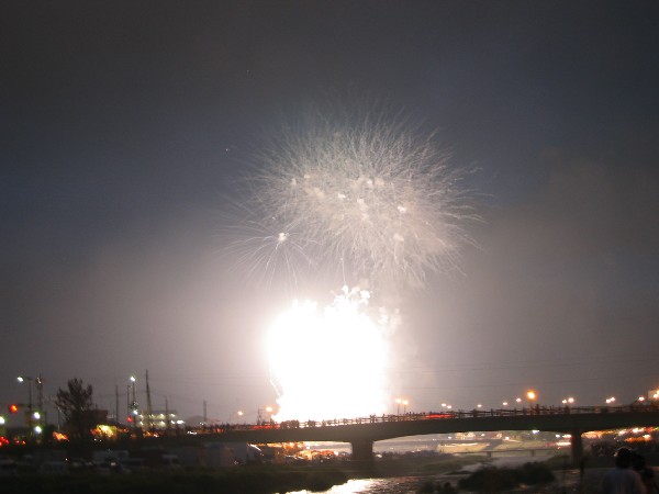 f0085728_031845.jpg