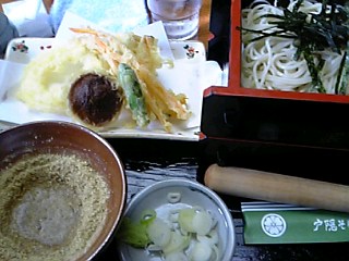 a0002826_1301660.jpg