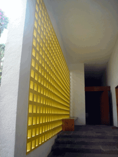 b0010831_19392415.gif