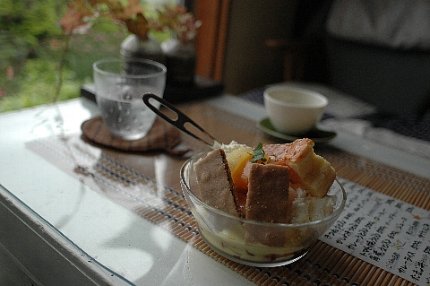 e0064128_2257881.jpg