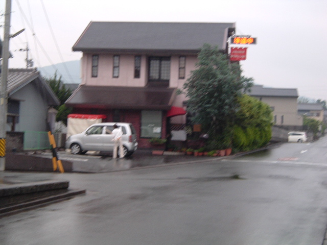 b0062214_8295073.jpg