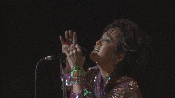 f0107724_21454037.gif