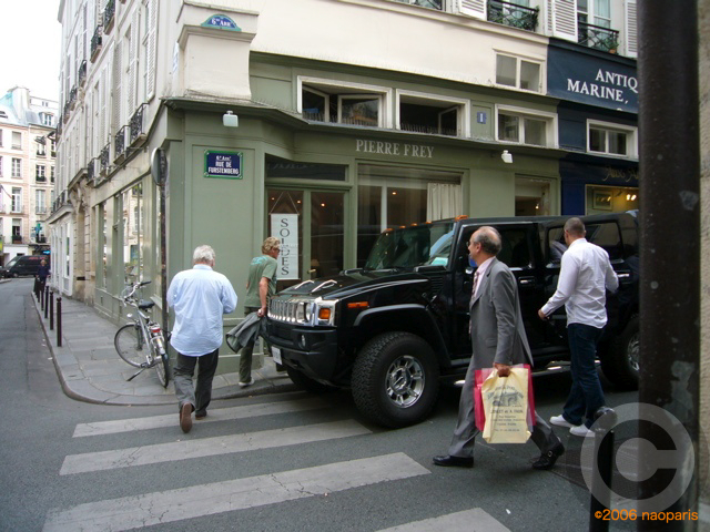 a0008105_0451567.jpg