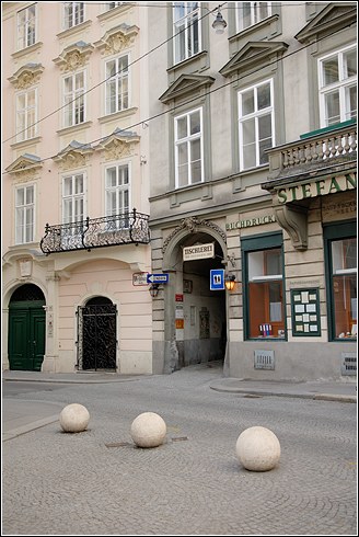 f0080510_8404640.jpg