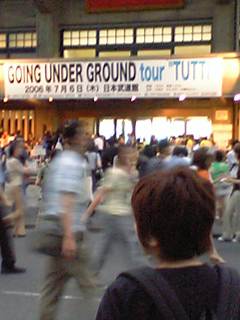 f0094718_08179.jpg