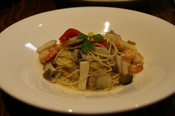f0014815_236351.jpg