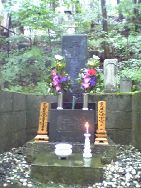 d0000607_09813.jpg