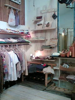 f0103304_23594377.jpg
