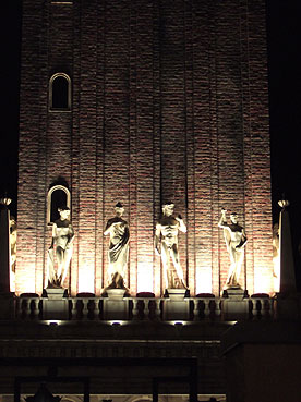 b0100305_23594110.jpg