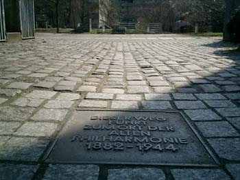 e0038811_2030384.jpg