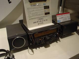 a0004359_04365.jpg