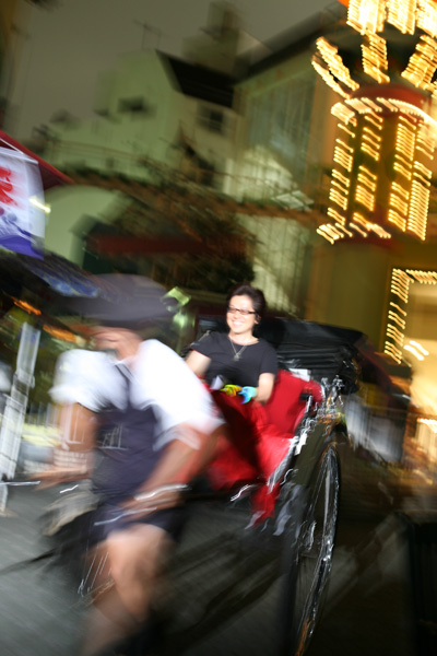 a0008508_0554282.jpg