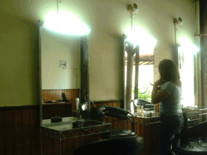 d0038319_14485564.gif