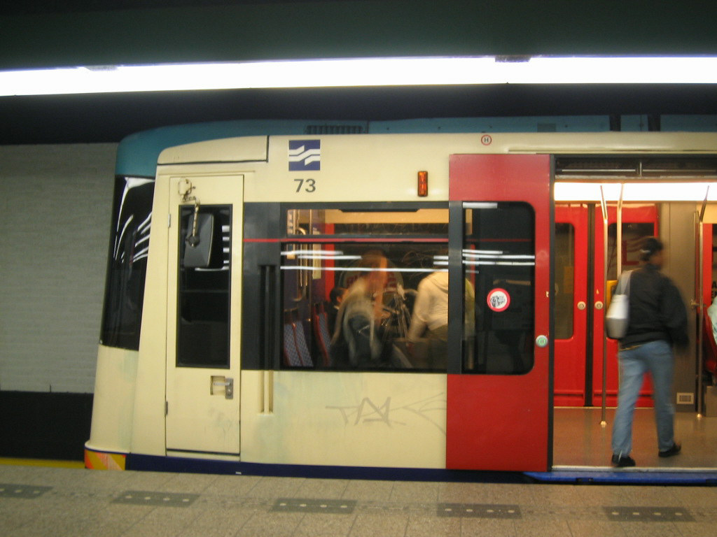 e0044093_2292631.jpg