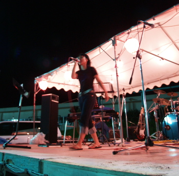 e0089001_2225062.jpg