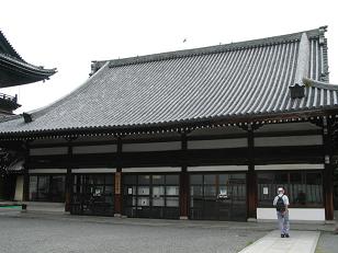 e0012800_252467.jpg