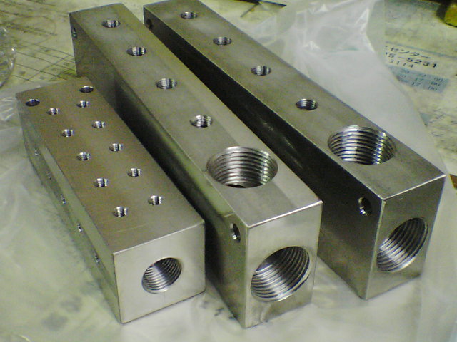 e0043527_232123.jpg