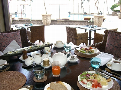 b0101284_1123850.jpg