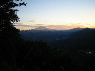 b0108100_21274551.gif