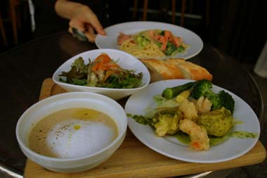 b0075318_9514046.jpg