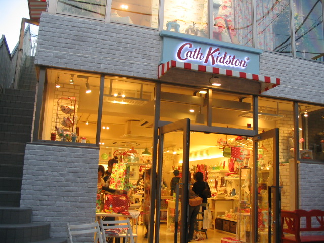 c0086230_2216439.jpg