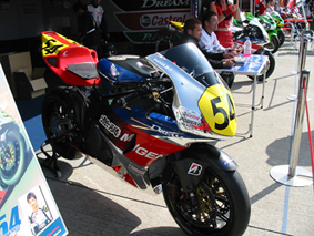 e0085968_044694.jpg