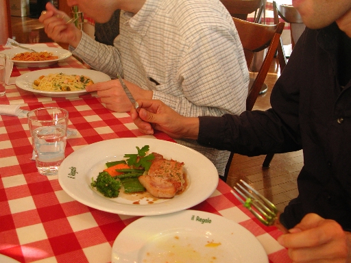 a0042970_1551814.jpg