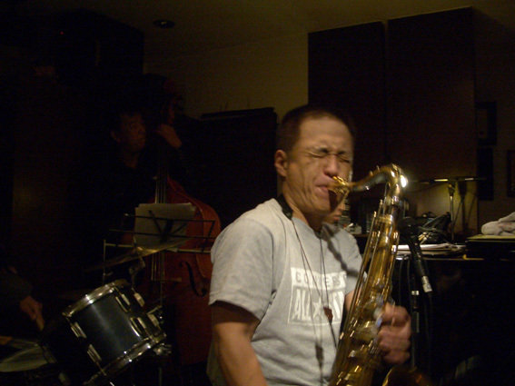 b0002156_121834100.jpg