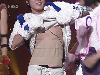 b0042003_22192157.gif