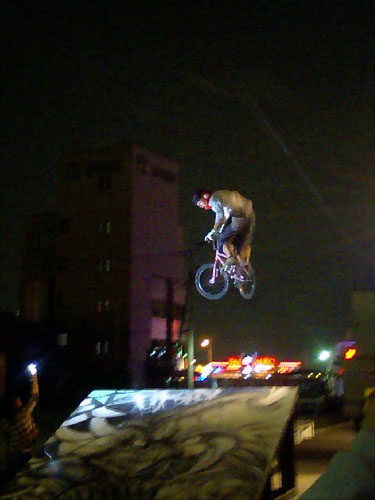 b0070396_2395485.jpg