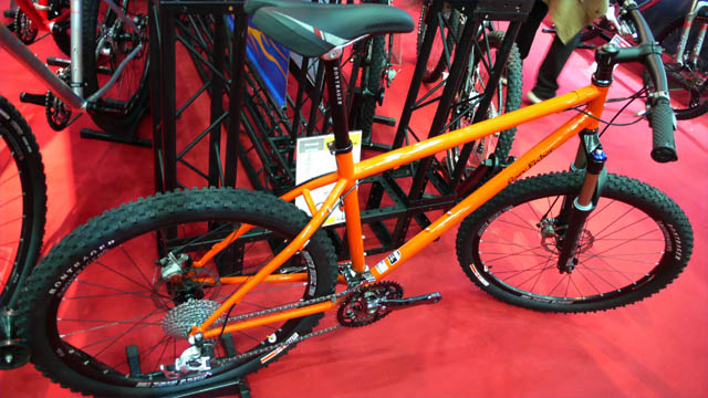 b0046290_22424662.jpg