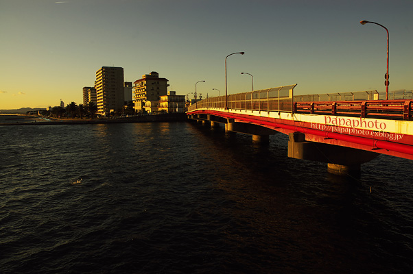 f0041908_02316100.jpg