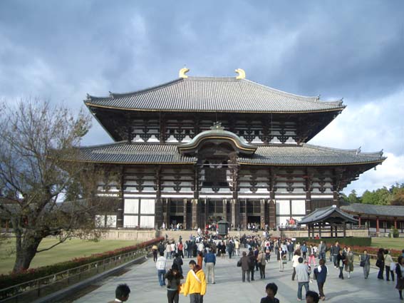 b0002156_0392076.jpg