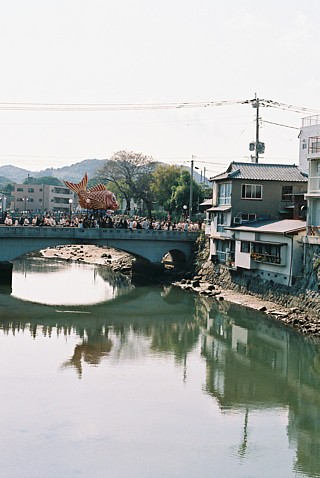 e0002214_04544100.jpg