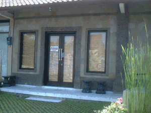 d0038319_15175229.gif