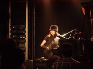e0029132_212182.jpg