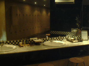d0038319_11113234.gif