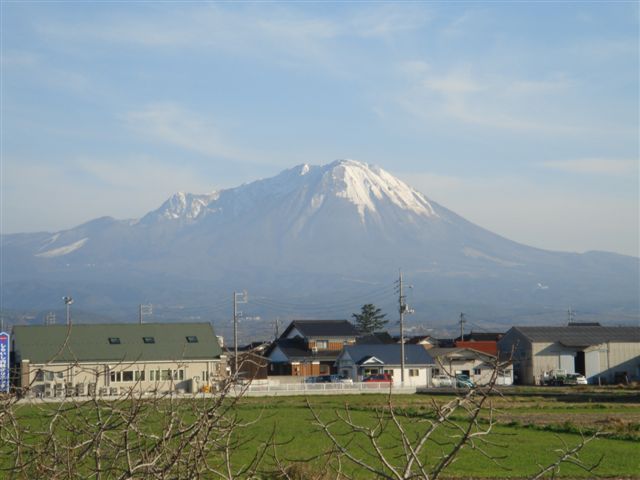 b0102728_1264047.jpg