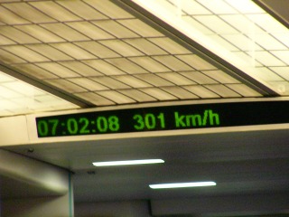 b0009029_1165698.jpg