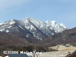 f0101100_2352518.jpg