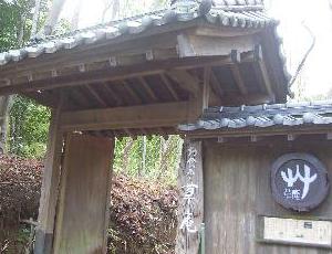 f0040310_1253317.jpg