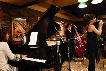 e0083517_105338100.jpg
