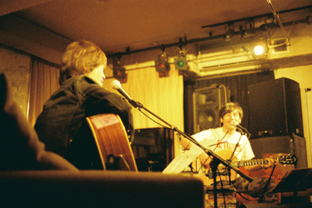 f0019747_14473196.gif