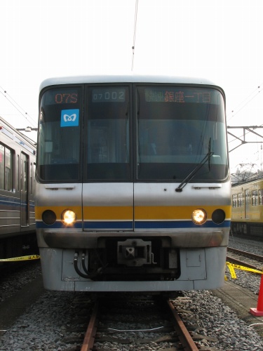 e0002554_23244310.jpg