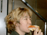 e0109499_0105515.gif