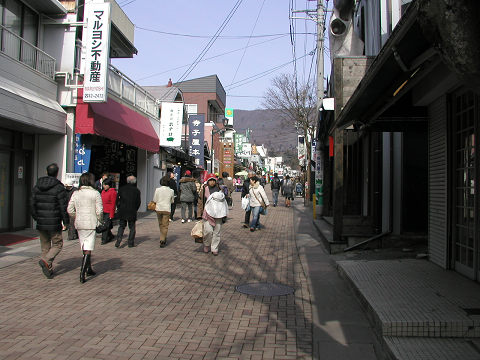 d0046531_1663231.jpg