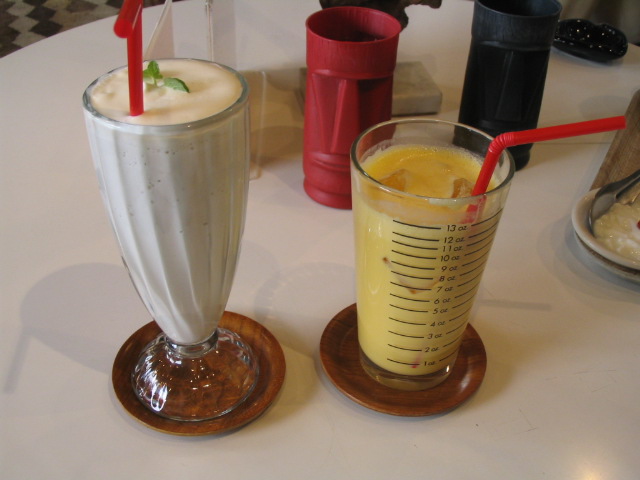 c0086230_22392.jpg
