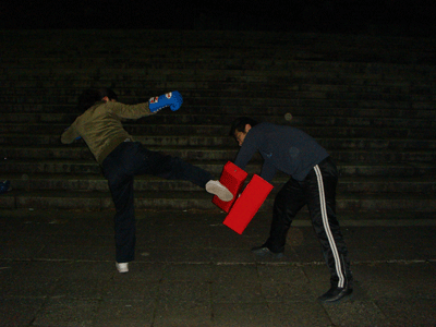 e0112098_19122314.gif