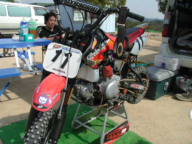 e0064321_16105717.jpg